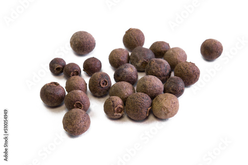 Fotografia Jamaica pepper on white background, traditional spices