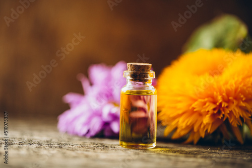 Fototapeta Naklejka Na Ścianę i Meble -  essential oil and lavender