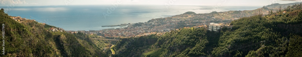 Obraz premium Funchal Maderia - Panorama 5:1