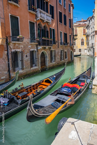 Gondola in Venice, Italy © Mislav