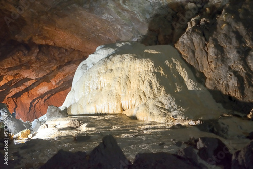 Quadro em tela New Athos Cave, Abkhazia, underground view