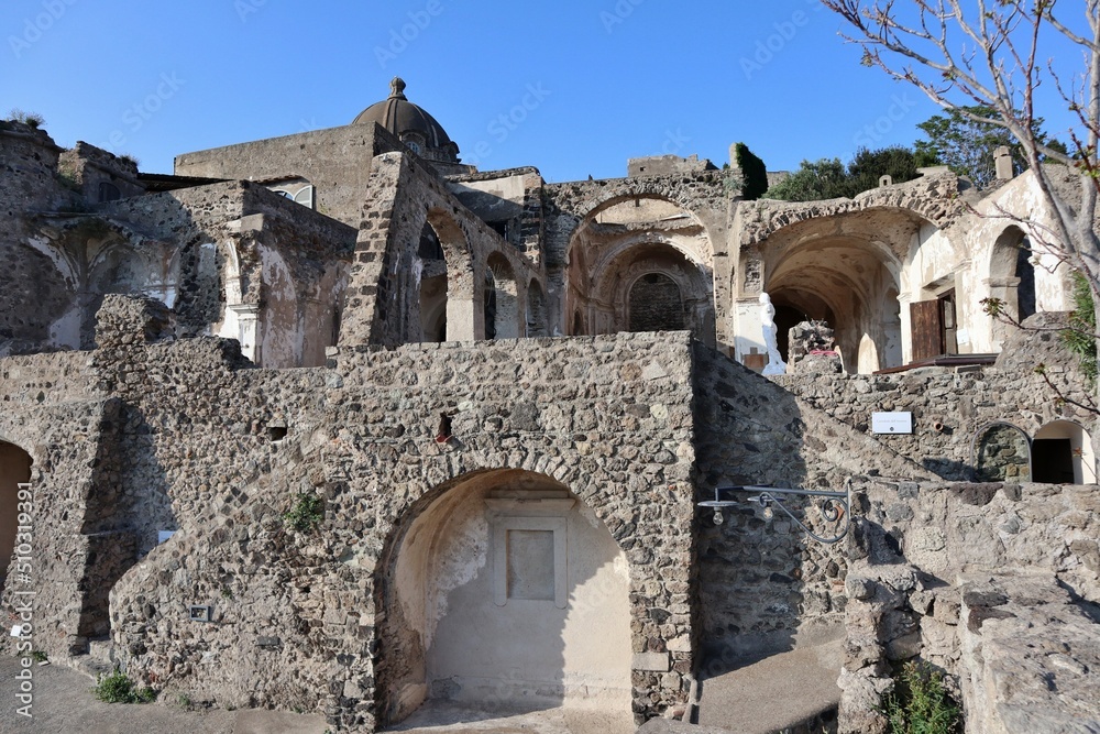 Ischia - Ruderi della Cattedrale dell'Assunta al Castello Aragonese