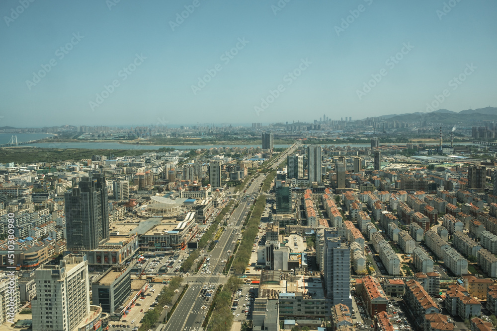Obraz premium view of the city, Yantai, China