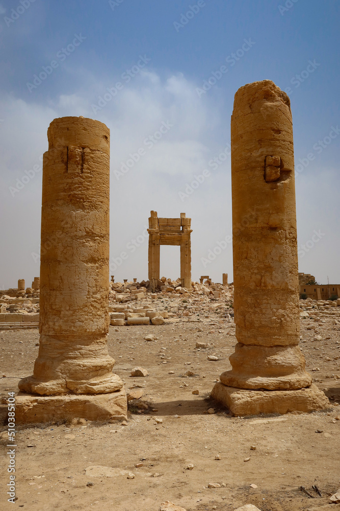 Fototapeta premium Destroyed temple at Palmyra Syria 