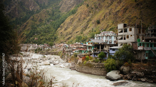 Beautiful view of a mountainous Indian village  © Ilya