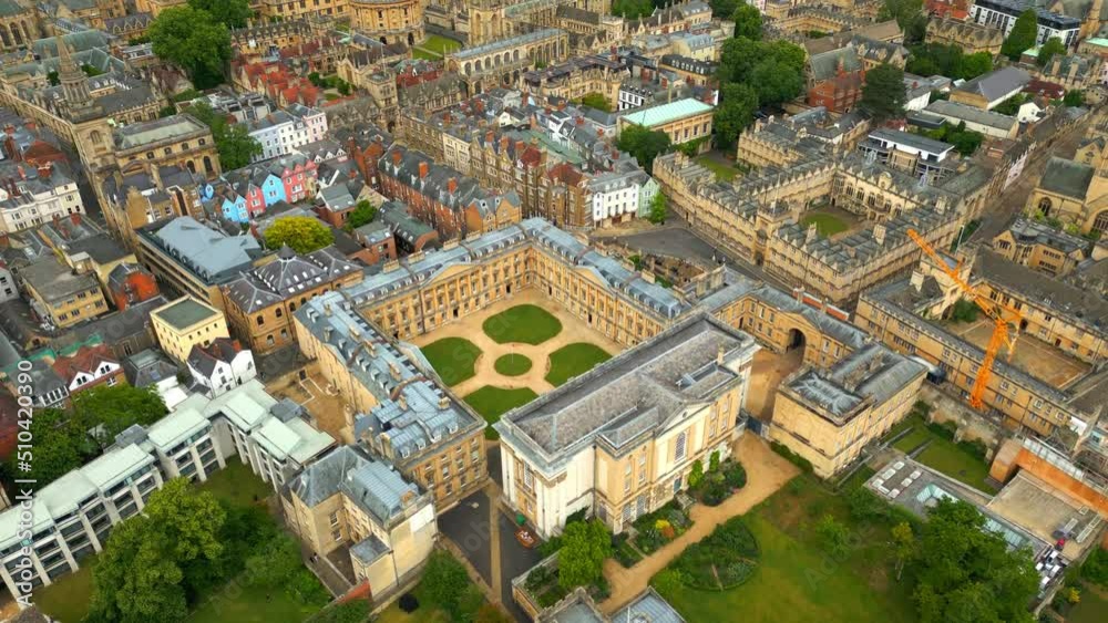 The amazing city of Oxford with its ancient University buildings from above - travel photography The amazing city of Oxford with its ancient University buildings from above - travel photography