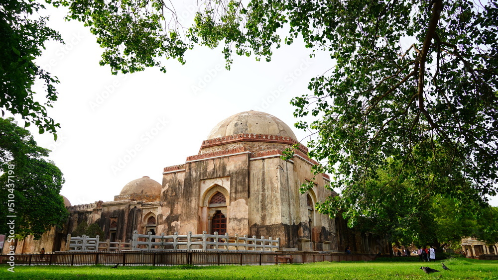 tomb of muhammad bin tughlaq