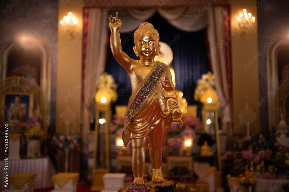 Chorakhe Noi, Bang Sao Thong District, Samut Prakan, 22 May, 2022 :  Wat Suwannaphum (Wat Klang or Wat Mai) -This Thai-Indian temple. Buddha statue.
