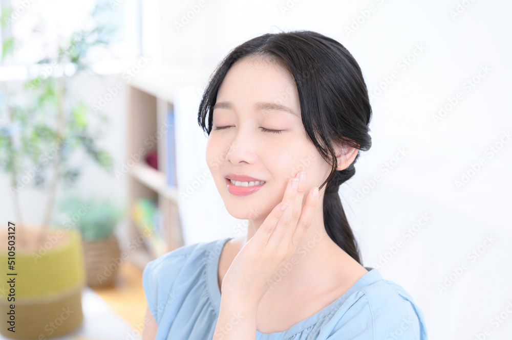 Woman concerned about her skin Close your eyes Woman concerned about her skin Close your eyes