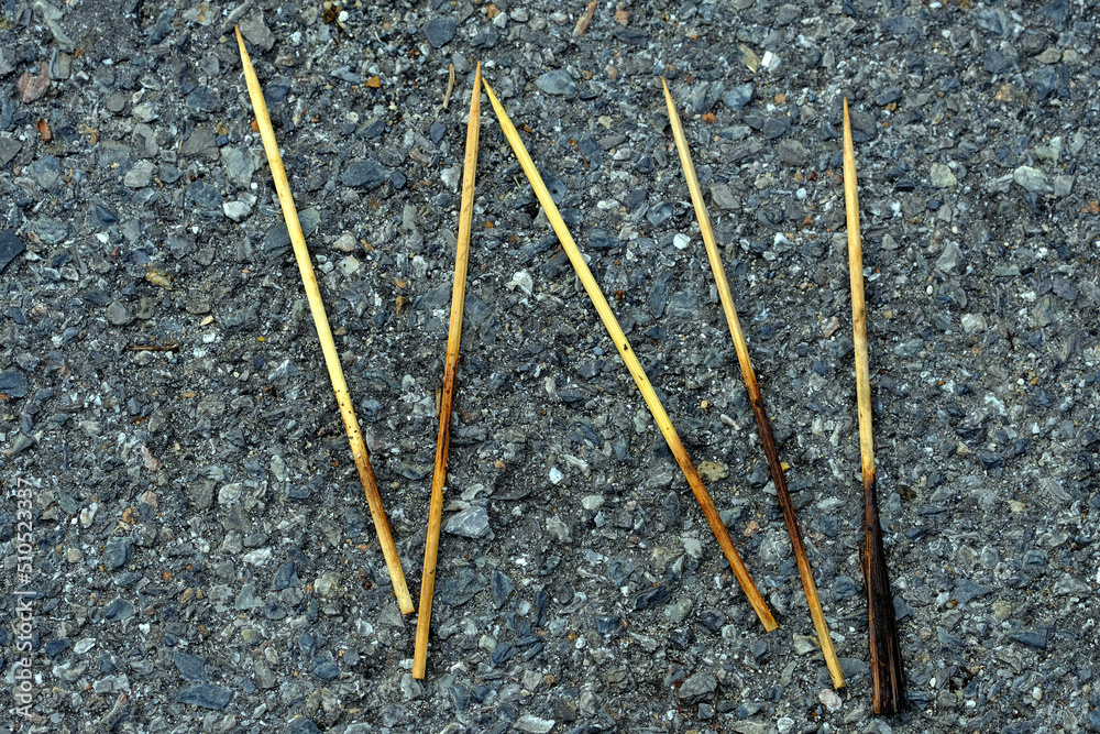needle with thread needle with thread