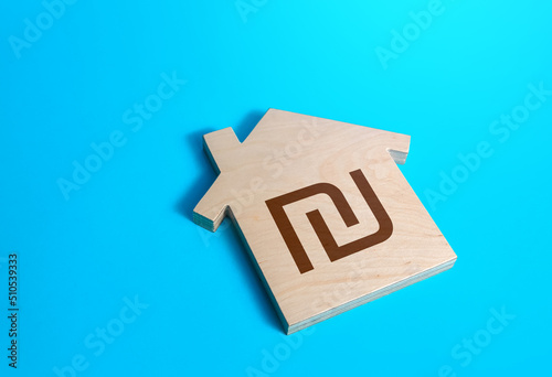 Schilderij op canvas House with a israeli shekel symbol