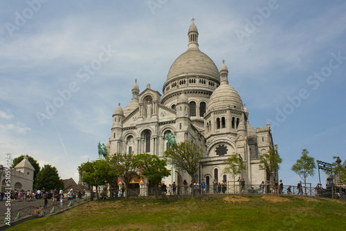 Sacr-Coeur Cathedral in Paris, France  © Lindasky76