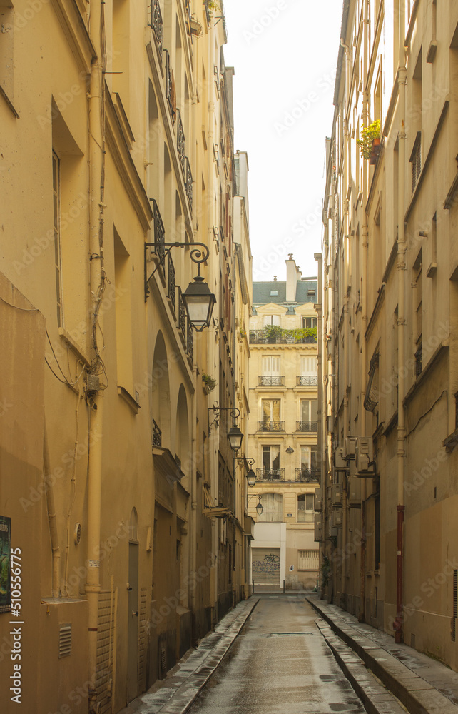 Narrow street in downtown in Paris, France	