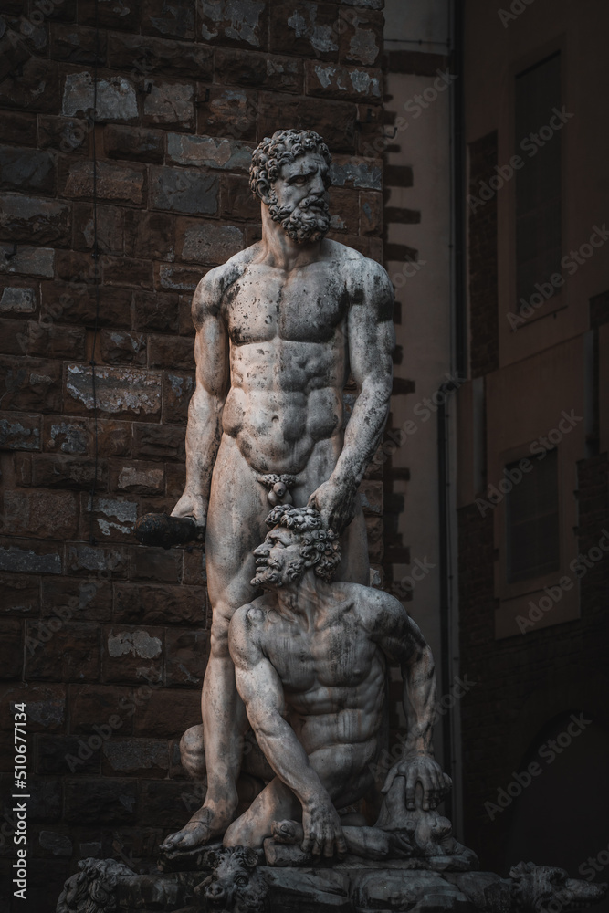Esculturas de David y Perseo en Piazza della signoria Florencia