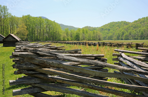 Fototapeta Naklejka Na Ścianę i Meble -  The wooden fence - Mountain Farm Museum - Great Smoky Mountains National Park, North Carolina