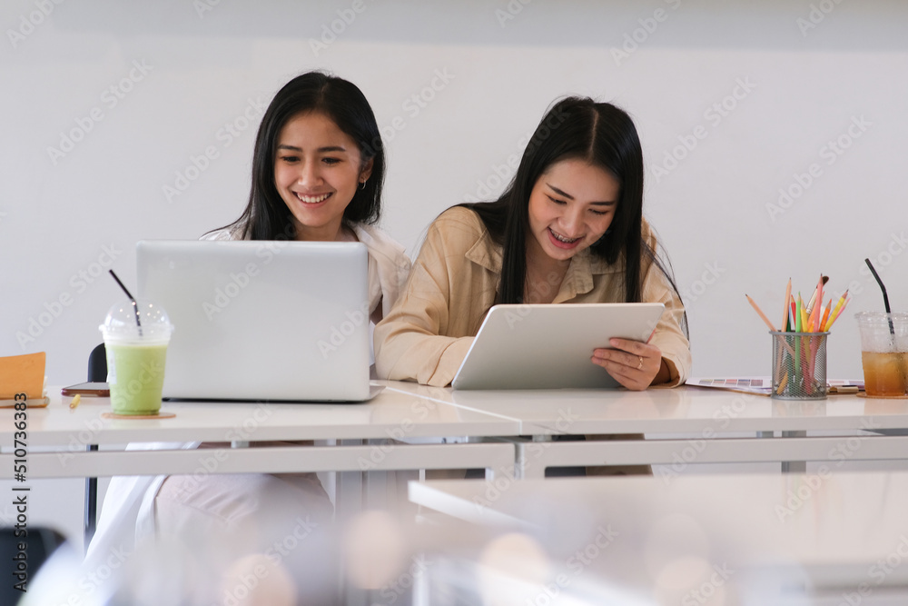 Businesswoman teamwork meeting to discuss the investment. Businesswoman teamwork meeting to discuss the investment.