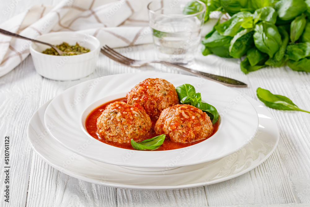 Porcupine Balls, ground beef and rice meatballs Porcupine Balls, ground beef and rice meatballs