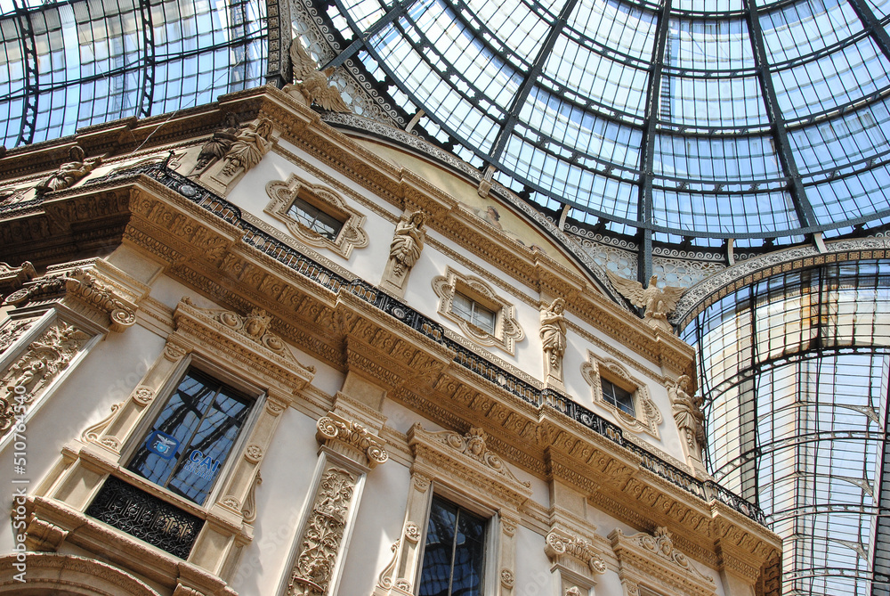 Italie Milan patrimoine tourisme Galleria Vittorio Emanuele II Galerie Victor Emmanuel II Italie Milan patrimoine tourisme Galleria Vittorio Emanuele II Galerie Victor Emmanuel II