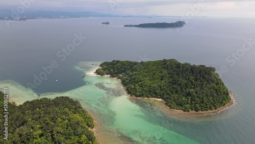 Fototapeta Naklejka Na Ścianę i Meble -  Aerial View of The Manukan, Mamutik and Sapi Islands of Kota Kinabalu, Sabah Malaysia