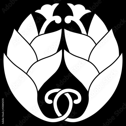 家紋です。根違い茗荷といいます。