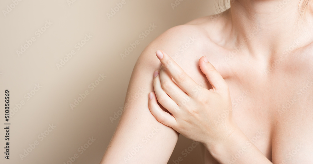 beautiful woman, body parts neck clavicle