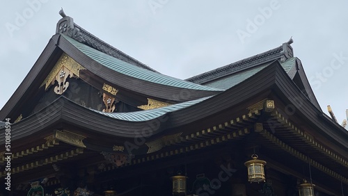 Detail of Japanese shrine architectures. Plum floral as their “Kamon”(family crest), the beautiful craftsmanships are the characteristic of the publicly loved landmark “Yushima Tenjin”. 2022/6/14