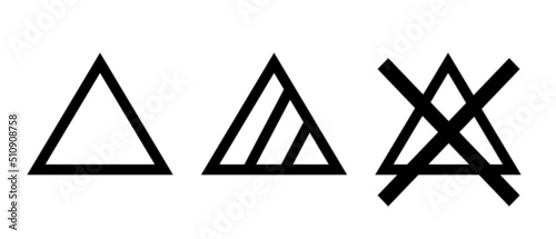 Bleaching laundry symbol icon set. Vector.