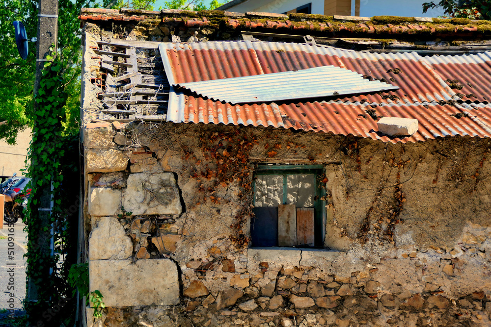 An old building in Bergerac, France falling into a state of disrepair
An old building in Bergerac, France falling into a state of disrepair