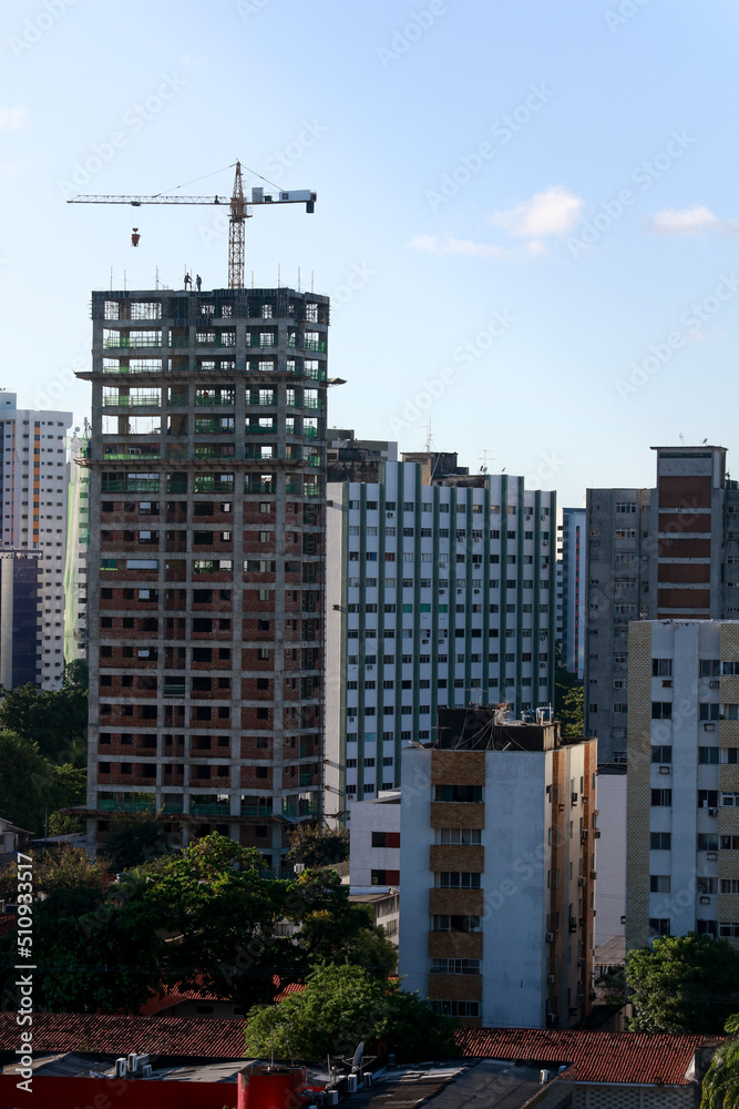 RECIFE - BRAZIL, 14, June, 2022. View of a building under construction in the neighborhood of Boa Vista, central region of the city of Recife, which has been receiving several housing developments. RECIFE - BRAZIL, 14, June, 2022. View of a building under construction in the neighborhood of Boa Vista, central region of the city of Recife, which has been receiving several housing developments.