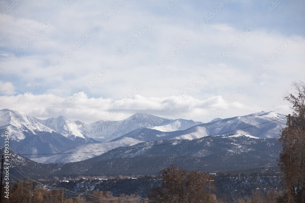 Fototapeta premium snow covered mountains