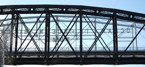 The Ocean-to-Ocean Bridge, built in 1915,  is a through truss bridge spanning the Colorado River in Yuma, Arizona. , it was the earliest example of a through truss bridge in Arizona.