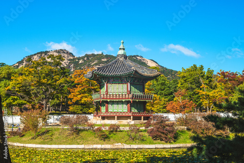 Photography Hyangwonjeong Pavilion in Gyeongbokgung, seoul