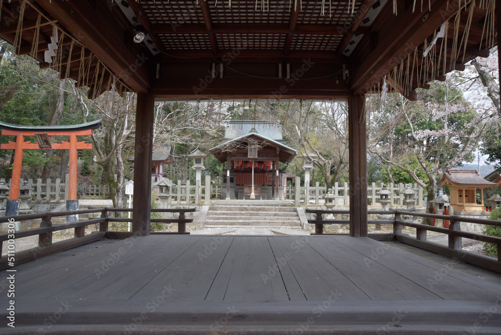  竹中稲荷社　拝殿から本殿を望む　京都市左京区吉田神社内