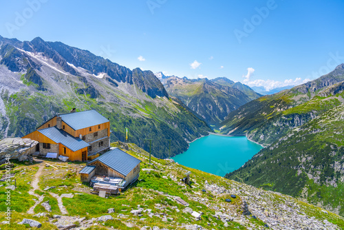 Принти на полотні Alpine valley and mountain hut