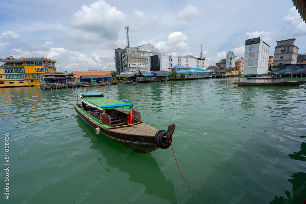 Obraz premium traditional boat in bintan island
