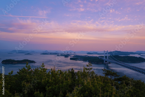 瀬戸大橋と夕焼け 鷲羽山からの眺め 岡山県
