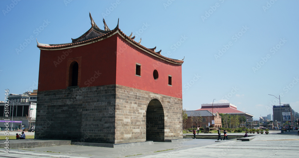 Fototapeta premium Northern Gate of the old taipei city, Beimen