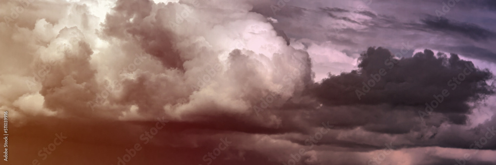 Obraz premium Dramatic sky with dark clouds. Dark rain clouds