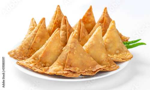 Aloo Samosa or Potato Samosa is a highly eaten snack in the world. It is prepared with mashed potatoes and spices and then stuffed in a thin dough sheet.