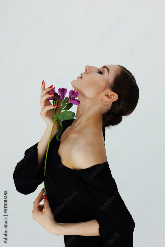 Ballerina/Dancer