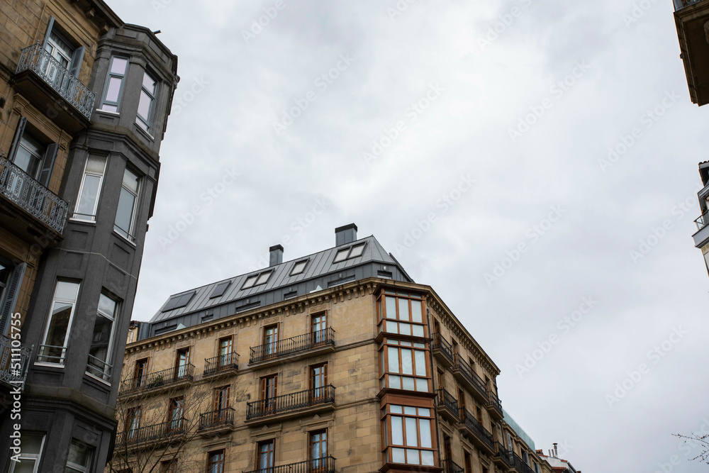 Fototapeta premium Buildings in Donostia-San Sebastian, Spain