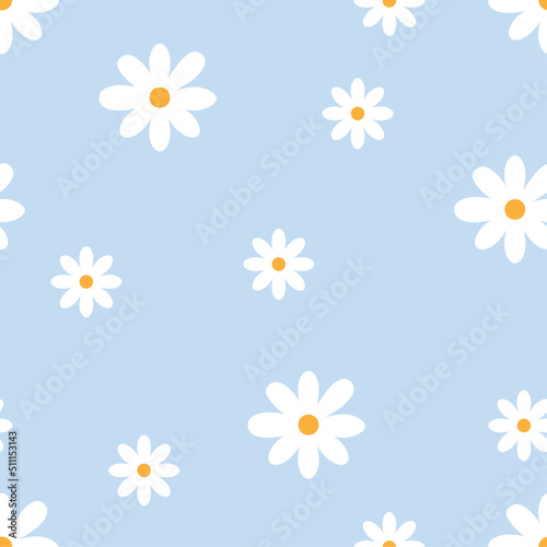 Seamless pattern with chamomile. © Picture Store