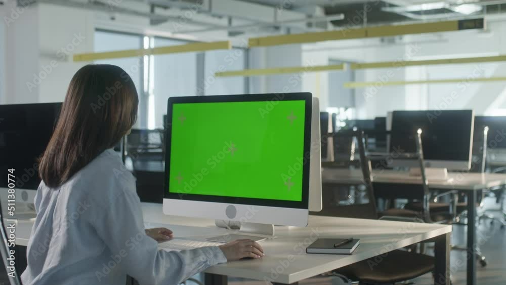 Business Woman Hands Working Internet on Pc Computer On Desk. Girl Hands Surfing on Green Screen Notebook. Close Up Female Freelancer Searches For Information on The Internet Business Woman Hands Working Internet on Pc Computer On Desk. Girl Hands Surfing on Green Screen Notebook. Close Up Female Freelancer Searches For Information on The Internet