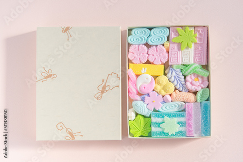 かわいい春・夏の干菓子 落雁 和菓子 琥珀糖 箱入り 詰合せ	