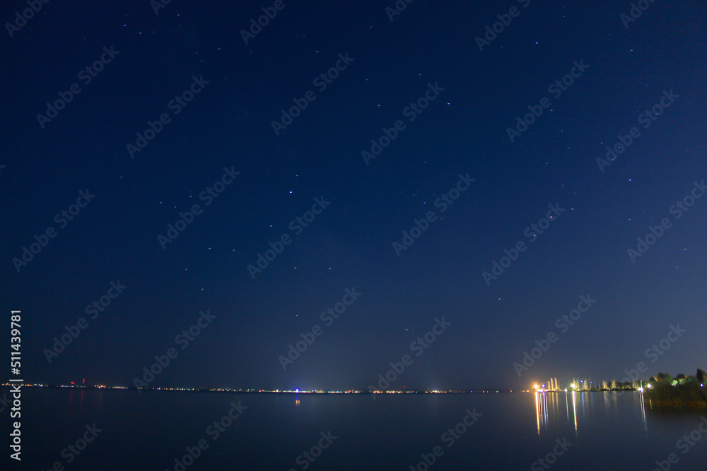 Fototapeta premium night sky over the sea