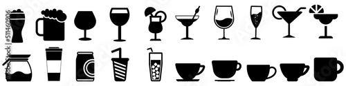 Drinks vector icon set. cocktail illustration symbol collection. drink sign or logo.