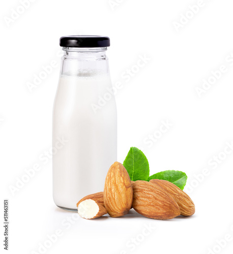 glass of milk and almonds