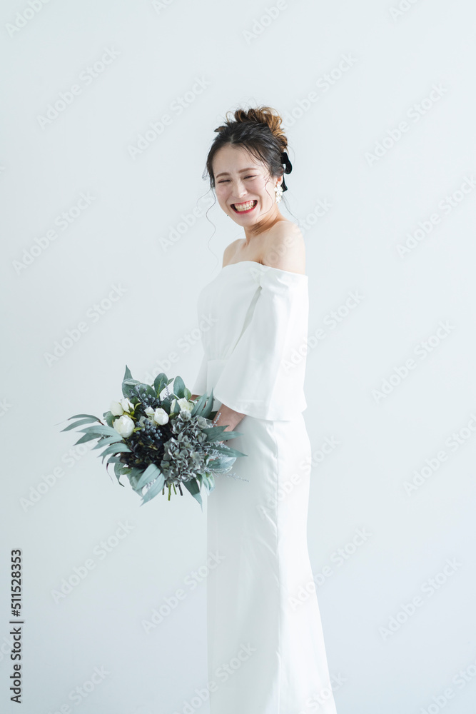 ウェディングドレスを着た花嫁 ウェディングドレスを着た花嫁