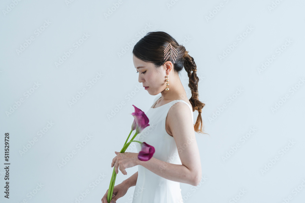 ウェディングドレスを着た花嫁 ウェディングドレスを着た花嫁