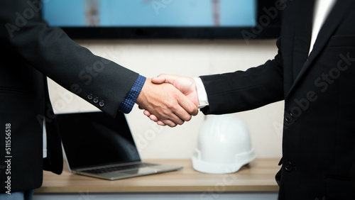 together, company, female, indoors, portrait, caucasian, manager, customer, interview, looking, consultant, handshaking, marketing, lifestyle, entrepreneur, positive, concept, adult, background, partn